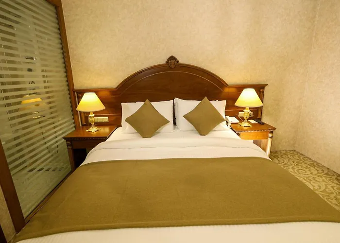 Princess Maya Готель